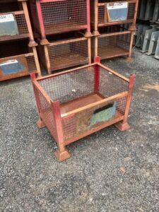 Red cage pallet